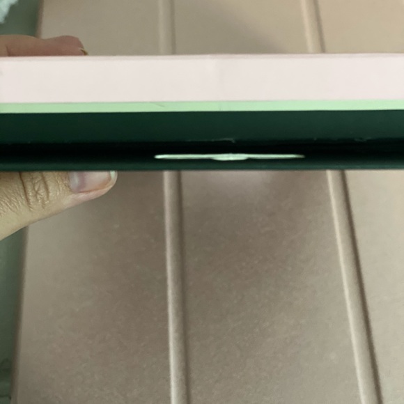 Kate Spade iPhone 11 Pro Max case - Picture 4 of 4